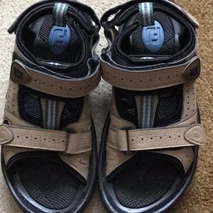 FOOTJOY ladies golf sandals